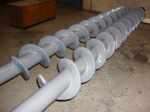 敷涂贝尔佐纳 (Belzona) 1321(陶瓷 S-金属),使表层比较光滑 敷涂贝尔佐纳 (Belzona) 1321(陶瓷 S-金属),使表层比较光滑